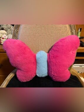 Plush Butterfly Pillow in Bright Pink with Light Blue Center